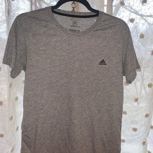 Adidas T-Shirt